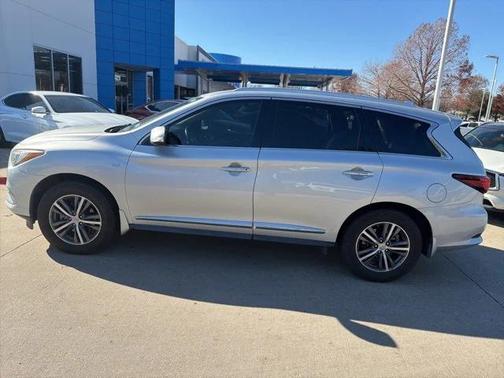 2017 INFINITI QX60 Base