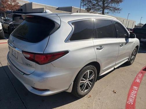 2017 INFINITI QX60 Base