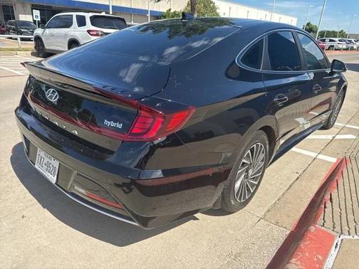2023 Hyundai SONATA Hybrid Limited