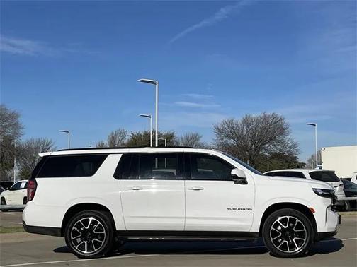 2024 Chevrolet Suburban RST