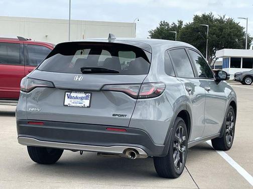 Urban Gray Pearl 2024 Honda HR-V 2WD Sport