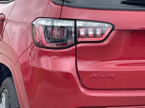 Redline Pearlcoat 2023 Jeep Compass (RED) Edition 4x4