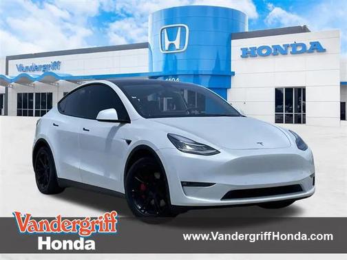 2022 Tesla Model Y Long Range Dual Motor All-Wheel Drive