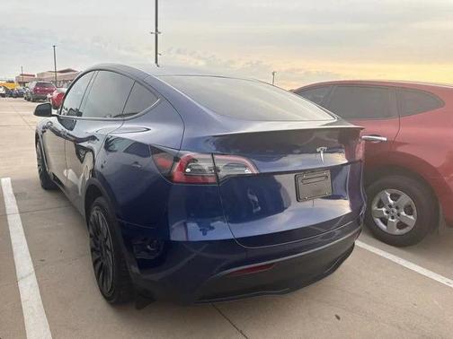 2023 Tesla Model Y Long Range Dual Motor All-Wheel Drive
