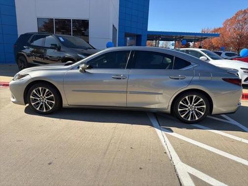 2019 Lexus ES 350 Base