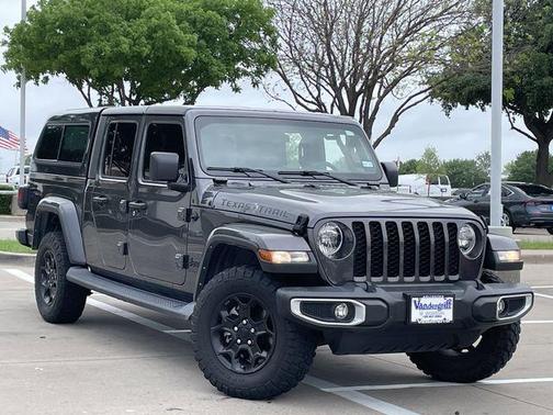 Granite Crystal Metallic Clearcoat 2023 Jeep Gladiator Sport
