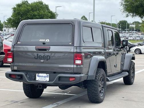 Granite Crystal Metallic Clearcoat 2023 Jeep Gladiator Sport