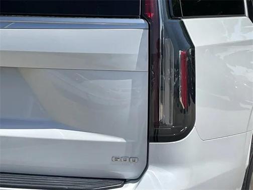 2022 Cadillac Escalade ESV Premium Luxury
