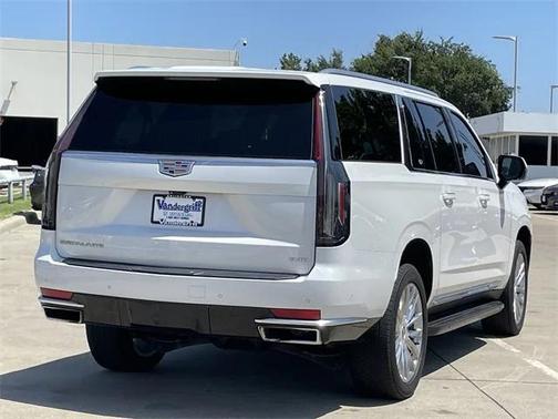 2022 Cadillac Escalade ESV Premium Luxury
