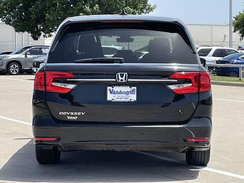 Crystal Black Pearl 2021 Honda Odyssey EX-L