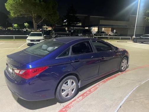 2011 Hyundai SONATA GLS