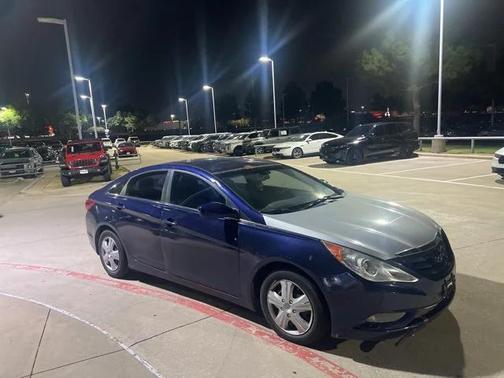 2011 Hyundai SONATA GLS