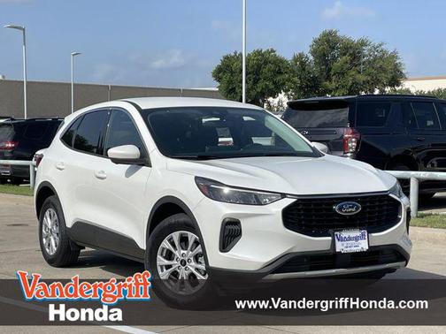 Star White Metallic Tri-Coat 2023 Ford Escape Active