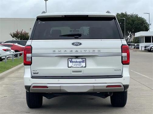 2022 Ford Expedition Max XLT