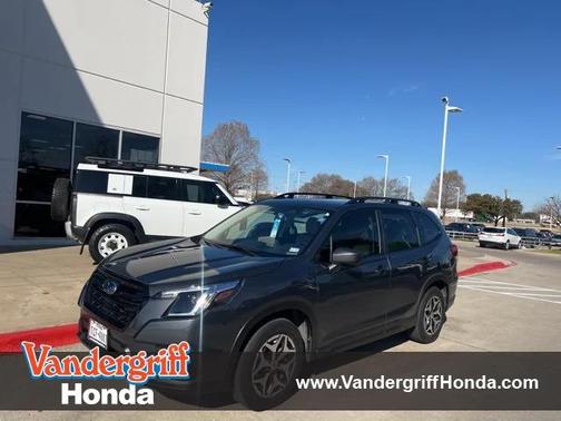 2023 Subaru Forester Premium