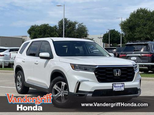 Crystal Black Pearl 2025 Honda Pilot EX-L