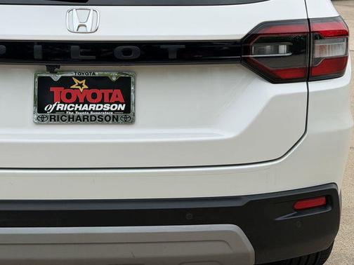 Crystal Black Pearl 2025 Honda Pilot EX-L