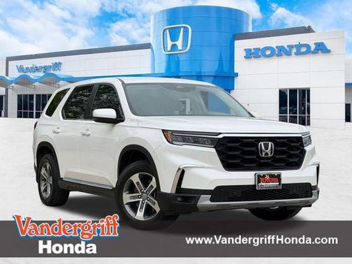 Crystal Black Pearl 2025 Honda Pilot EX-L