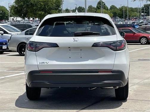 2026 Honda HR-V LX