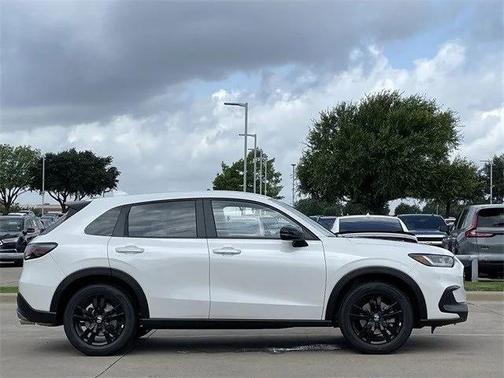 2026 Honda HR-V 2WD Sport