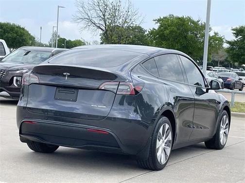 2024 Tesla Model Y Long Range Dual Motor All-Wheel Drive