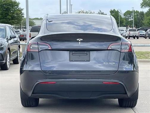 2024 Tesla Model Y Long Range Dual Motor All-Wheel Drive