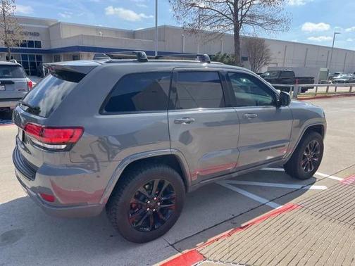 2021 Jeep Grand Cherokee Laredo