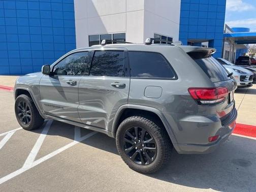 2021 Jeep Grand Cherokee Laredo