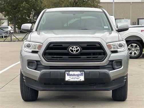 2017 Toyota Tacoma SR