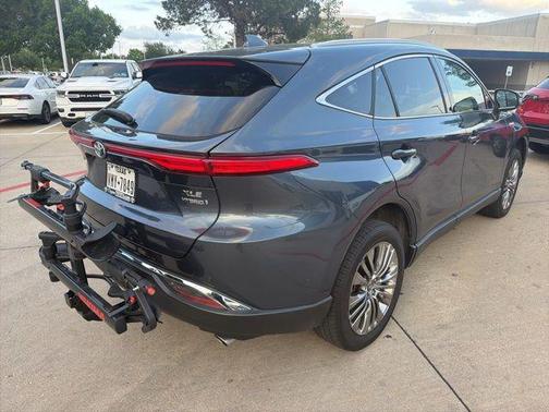 Coastal Gray Metallic 2021 Toyota Venza XLE