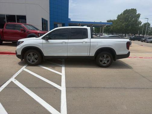 Platinum White Pearl 2024 Honda Ridgeline TrailSport