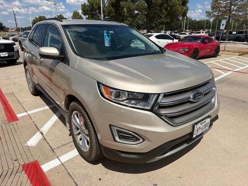 White Gold Metallic 2018 Ford Edge SEL