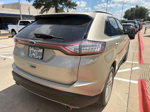 White Gold Metallic 2018 Ford Edge SEL