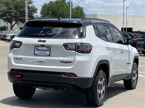 2022 Jeep Compass Trailhawk