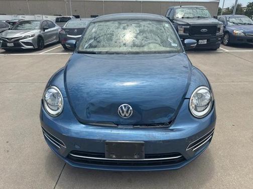 2019 Volkswagen Beetle 2.0T SE