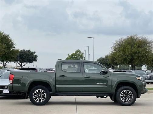 2022 Toyota Tacoma TRD Sport