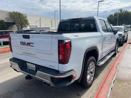 2022 GMC Sierra 1500 SLT