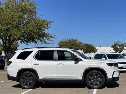 2025 Honda Pilot Sport