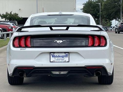 Oxford White 2022 Ford Mustang EcoBoost