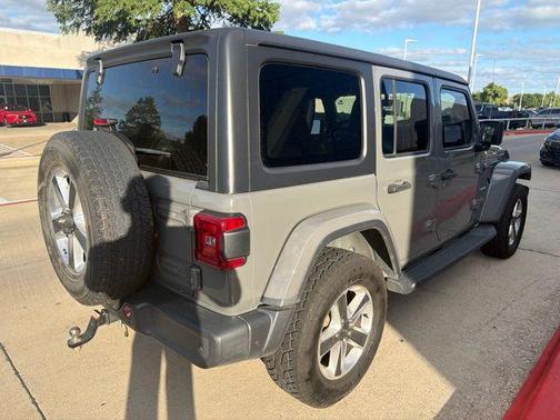 Sting-Gray Clearcoat 2020 Jeep Wrangler Unlimited Sahara
