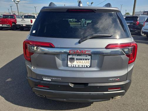 Satin Steel Metallic 2022 GMC Acadia AWD AT4