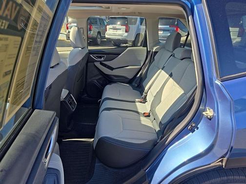 Horizon Blue Pearl 2019 Subaru Forester Premium