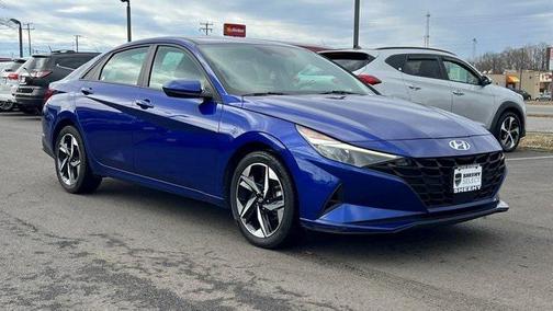 2023 Hyundai ELANTRA SEL