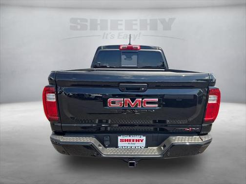 2025 GMC Canyon Base