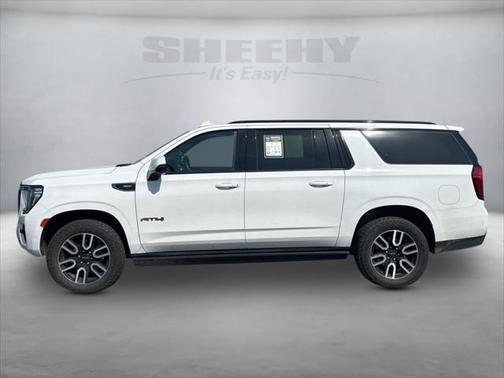 2021 GMC Yukon XL 4WD AT4