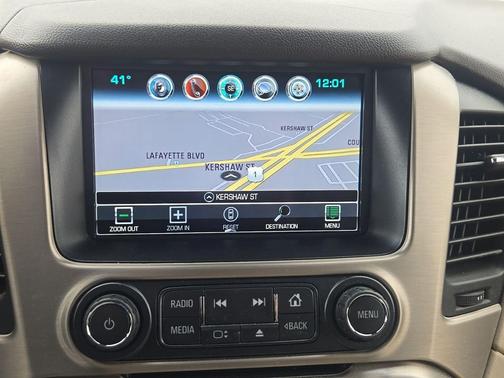 White Frost Tricoat 2019 GMC Yukon Denali