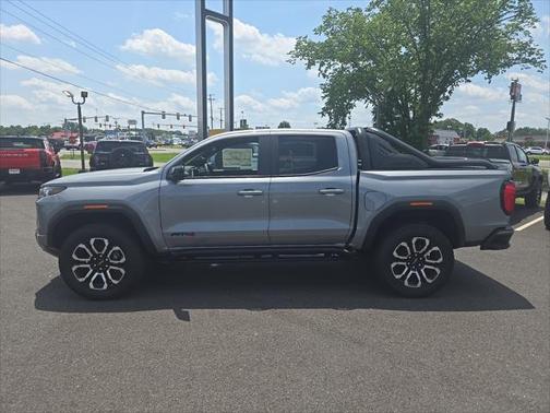 2025 GMC Canyon Base