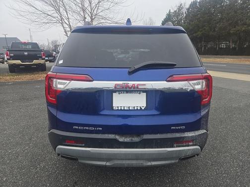 2023 GMC Acadia AWD SLT