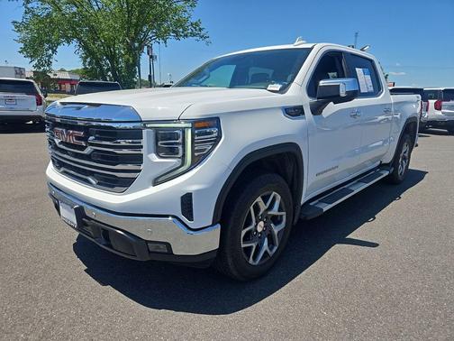 Summit White 2024 GMC Sierra 1500 SLT