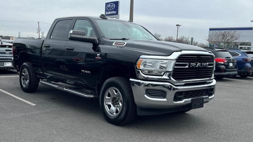 2020 RAM 2500 Big Horn Crew Cab 4X4 6'4' Box